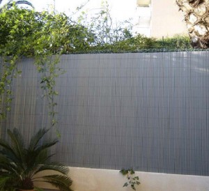 Cloture de jardin canisse PVC