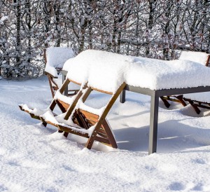 protéger le mobilier de jardin pour l'hiver